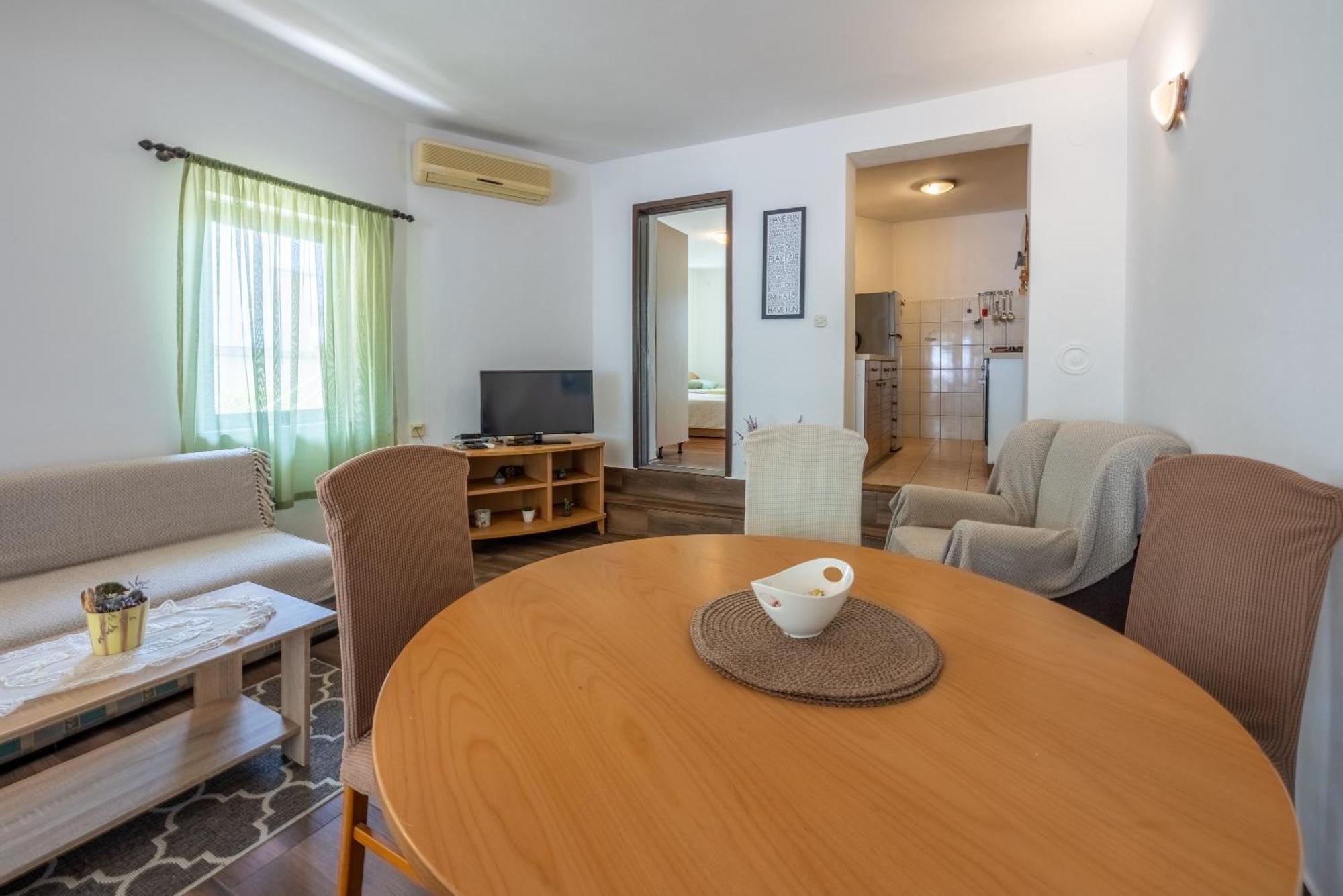 Apartment Dom Jadranovo Eksteriør bilde