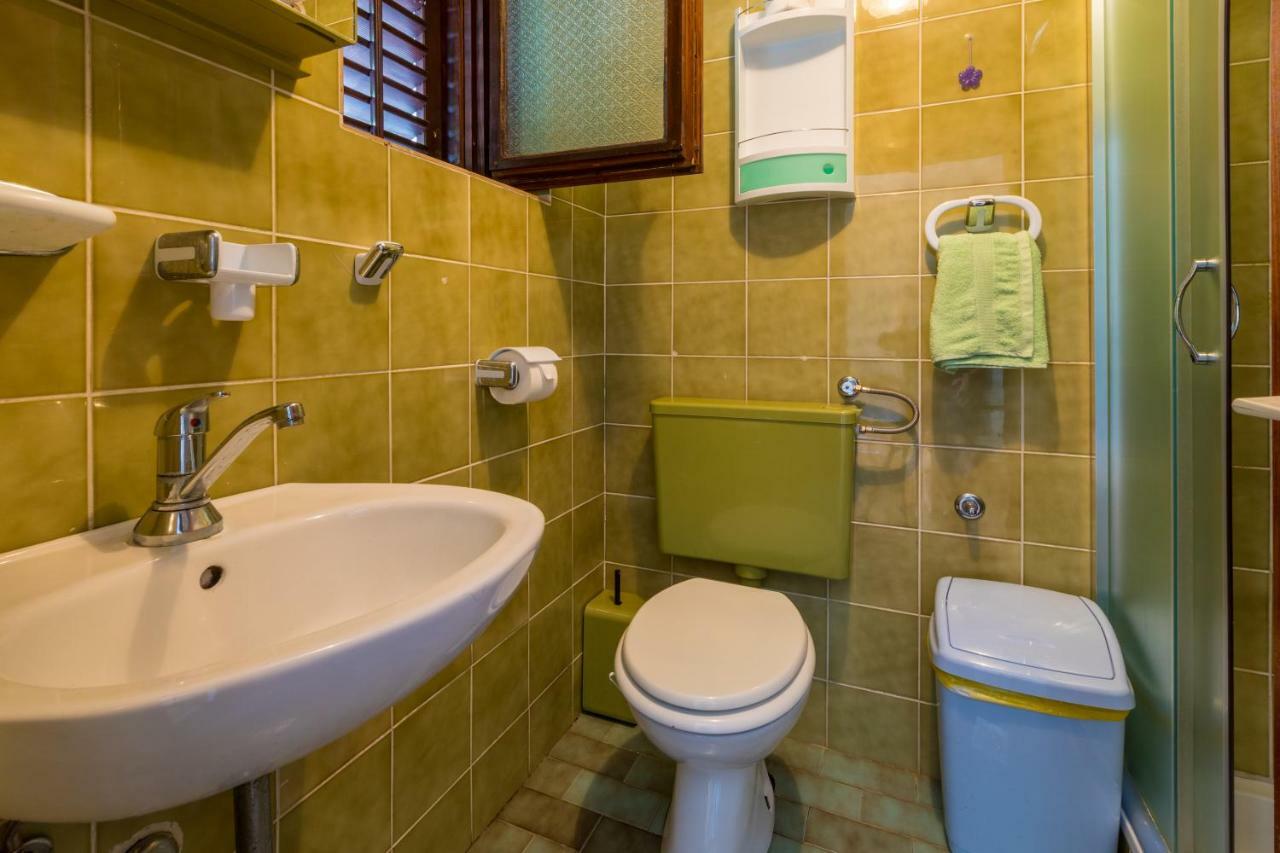 Apartment Dom Jadranovo Eksteriør bilde